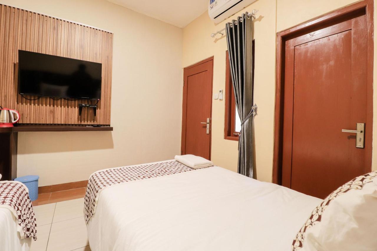 โอมะฮ์ โรฮาดี ชาเรียะฮ์ บาย นดาเลม เบยง Hotel มาเกอลัง ภายนอก รูปภาพ