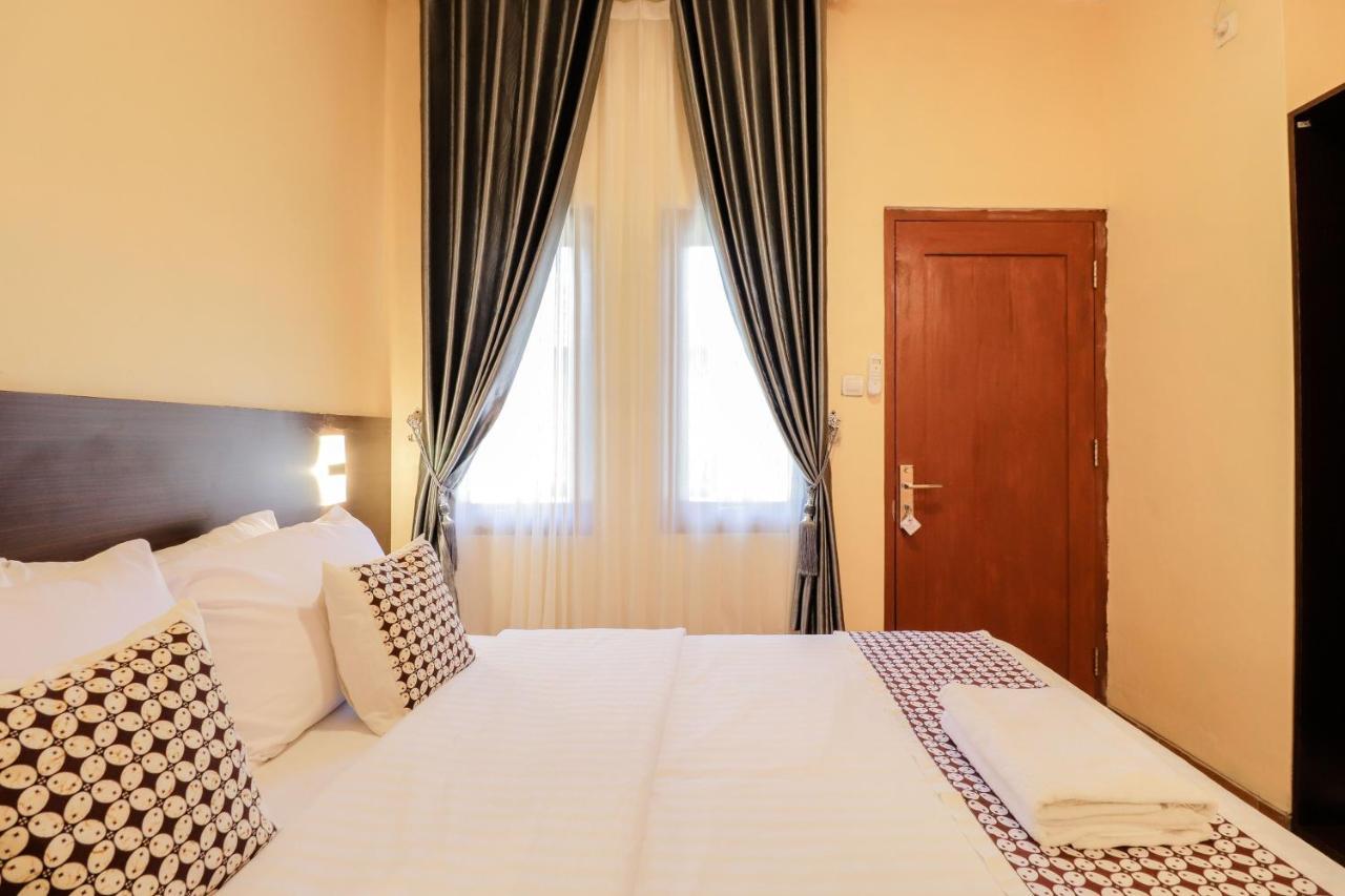 โอมะฮ์ โรฮาดี ชาเรียะฮ์ บาย นดาเลม เบยง Hotel มาเกอลัง ภายนอก รูปภาพ