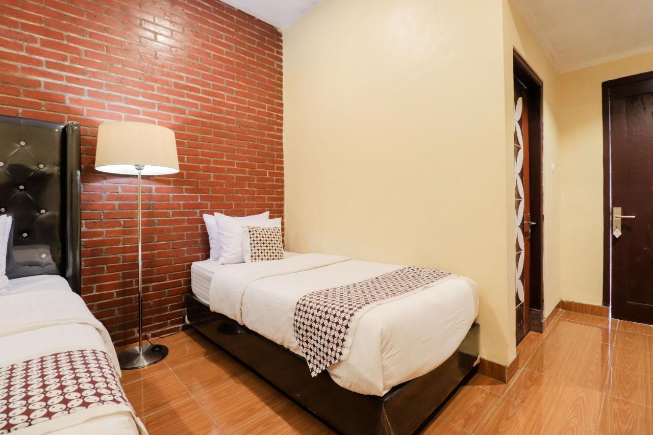 โอมะฮ์ โรฮาดี ชาเรียะฮ์ บาย นดาเลม เบยง Hotel มาเกอลัง ภายนอก รูปภาพ