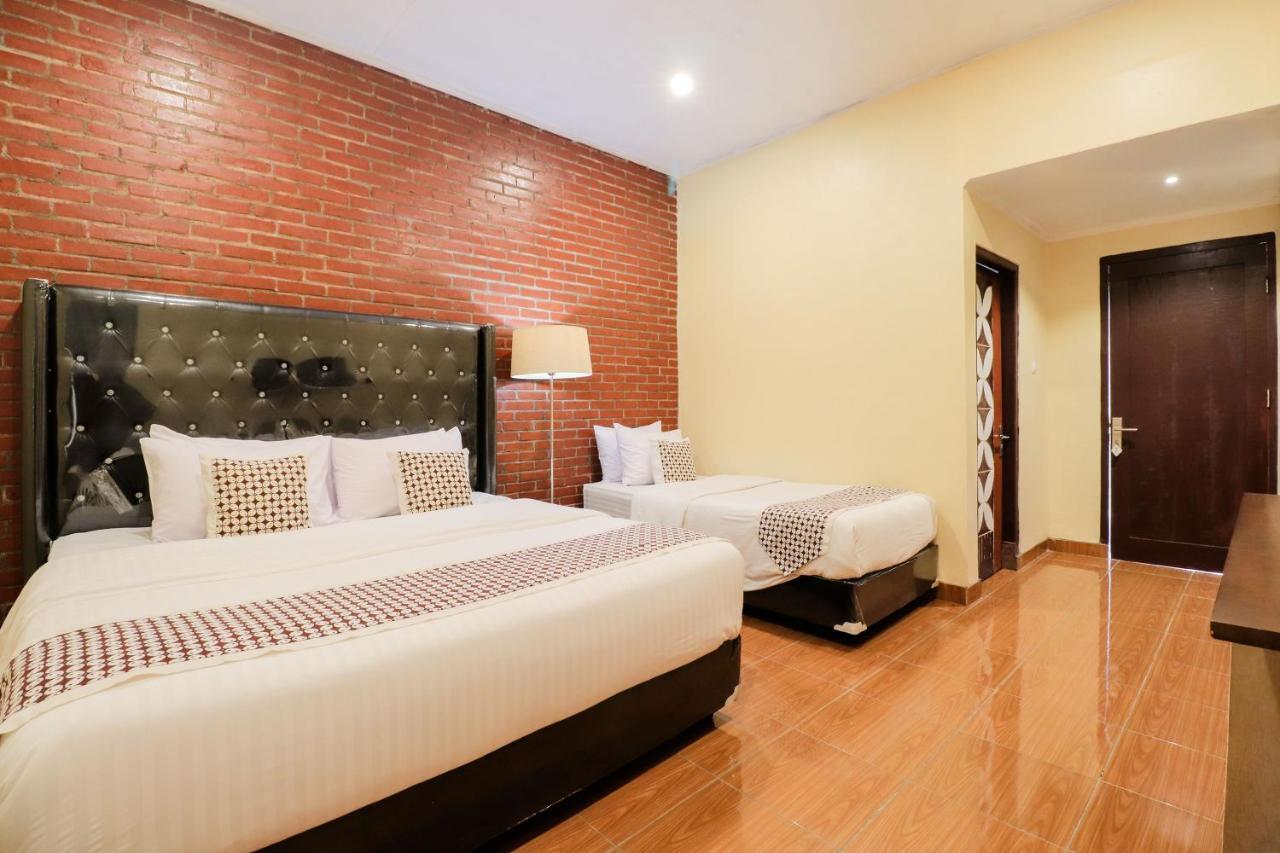 โอมะฮ์ โรฮาดี ชาเรียะฮ์ บาย นดาเลม เบยง Hotel มาเกอลัง ภายนอก รูปภาพ